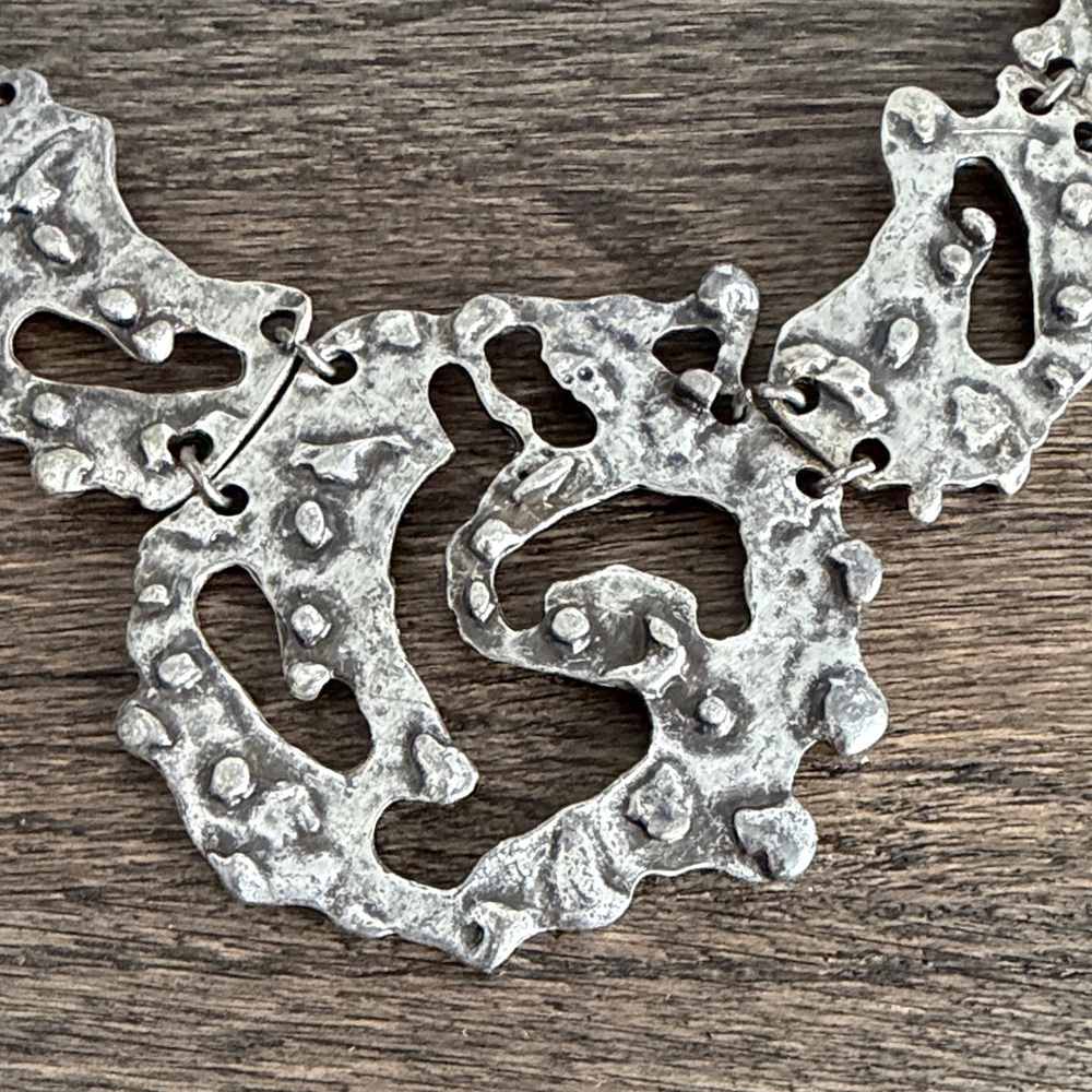 Bold Chunky Statement Necklace - image 6